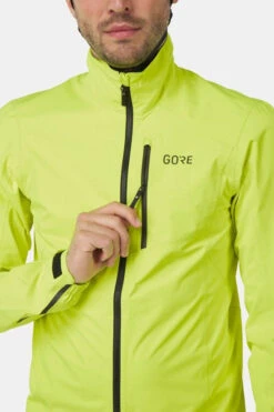 Gore Wear Gtx Paclite Jacket Mens 20 Gore Wear Gtx Paclite Jacket Mens -Winterjas Winkel 2009014415488 015 nl