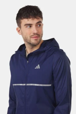 ADIDAS Own The Run Jack -Winterjas Winkel 2210003944562 015 nl