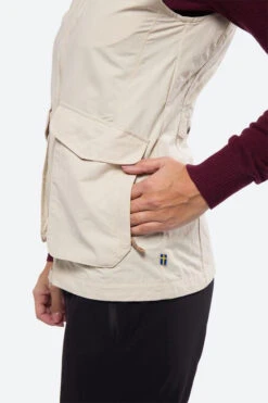 FJÄLLRÄVEN Travellers Mt Vest Dames -Winterjas Winkel acaae00003 6464 014 nl