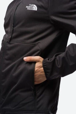 The North Face M Quest Hooded Softshell 27 The North Face M Quest Hooded Softshell -Winterjas Winkel aebad90002 7071 018 nl