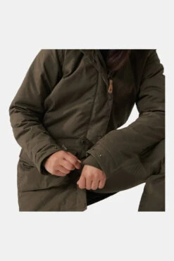 FJÄLLRÄVEN Högvilt Jas Dames 15 FJÄLLRÄVEN Högvilt Jas Dames -Winterjas Winkel b11acb0261 5858 06 nl